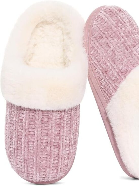 branded Shoes - Women's Chenille Knit Fuzzy Slippers Memory Foam Warm House Shoes